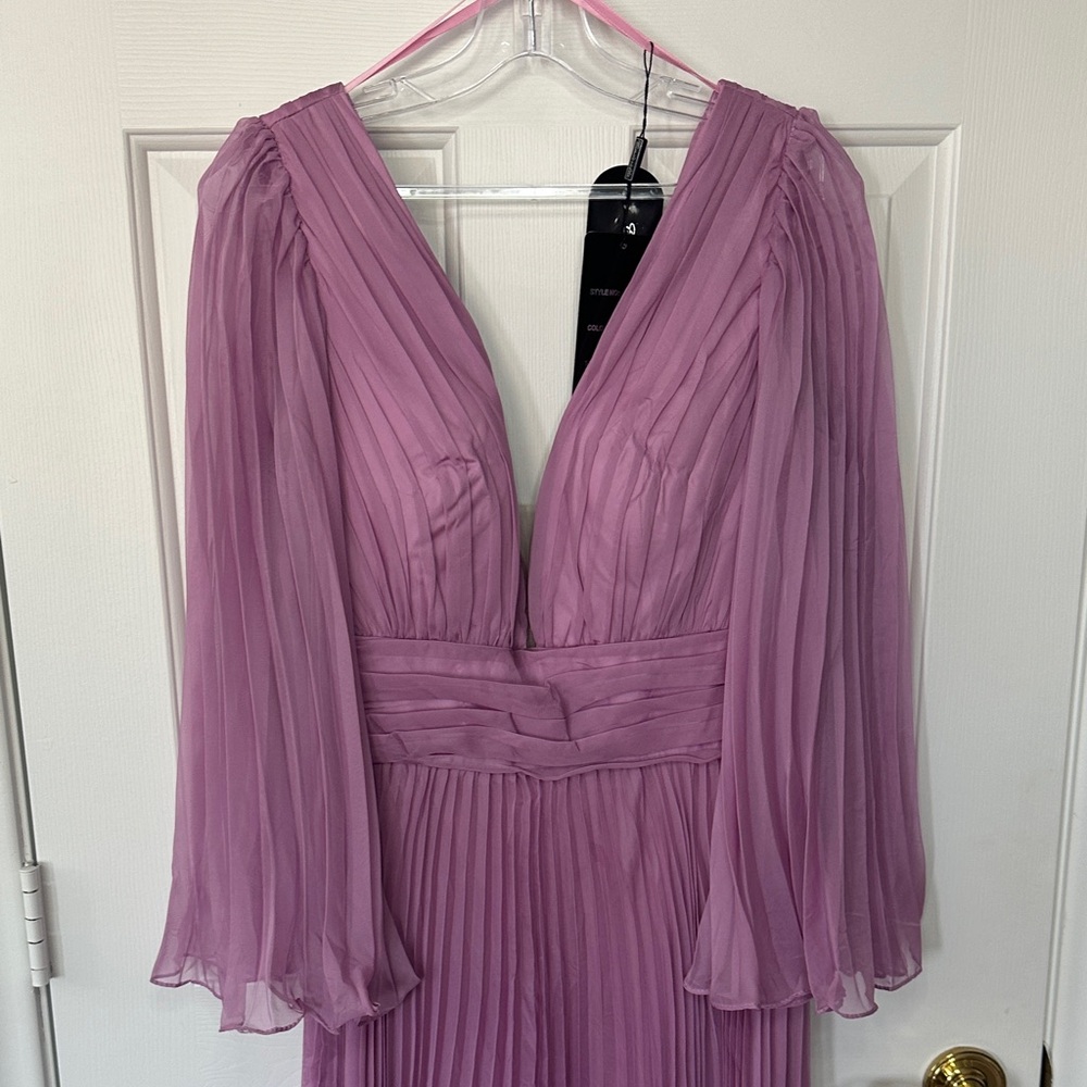 Lavender Long Sleeve Dress - Picture 4 of 7